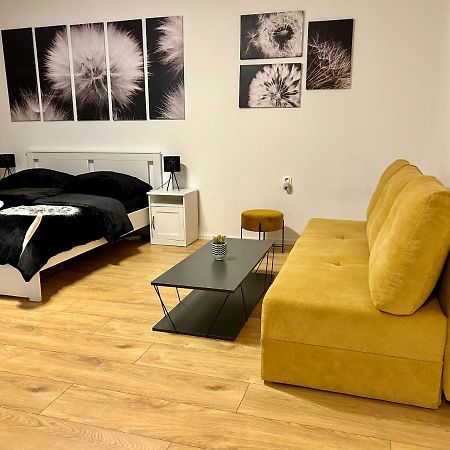 Studio Apartment Dandelion Bratislava Ngoại thất bức ảnh